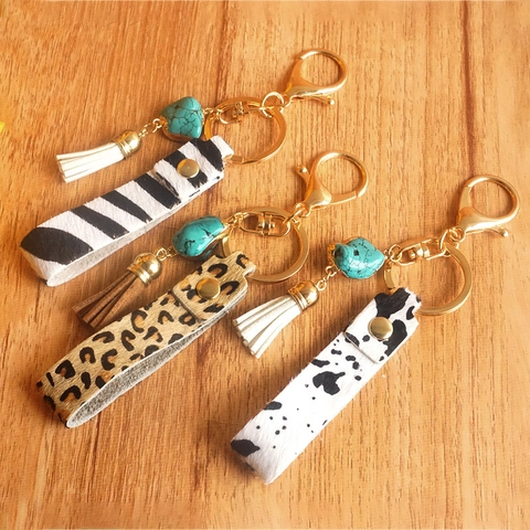 Llavero de Cuero Auténtico con Estampado Animal Bohemio Borla Turquesa Llavero Leopardo Cebra Vaca Charm de Bolso Joyería Mujer