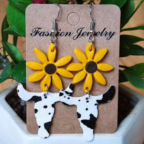 Bohemian Sunflower Bull Head Drop Earrings Polymer Clay Leather Animal Print Western Style Hook Earrings Vacation Jewelry
