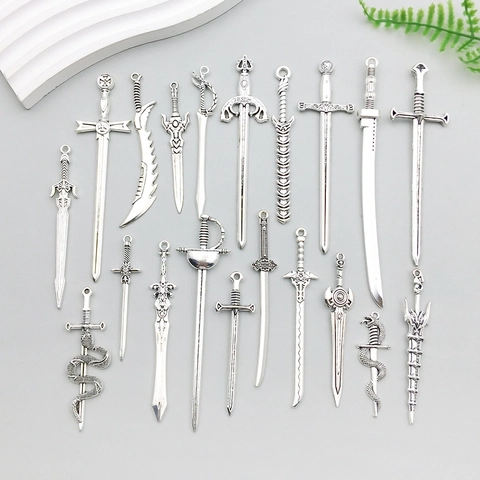 Vintage Zinc Alloy Sword Dagger Pendants Antique Silver Warrior Weapons Charms For DIY Jewelry Making Necklace Bracelet Keychain Accessories
