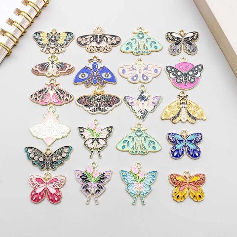 Pendentifs Papillon en Alliage de Zinc Émaillé Breloques Papillon de Nuit Colorées pour Collier Bracelet DIY Accessoires de Bijouterie
