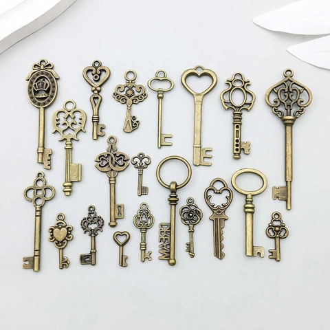 Vintage Zinc Alloy Key Pendants Antique Bronze Heart Crown Flower Charms For DIY Jewelry Making Accessories Gift