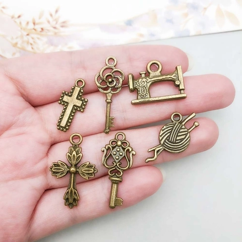 Vintage Antique Bronze Alloy Charms Mixed Pendants For DIY Jewelry Making Tools Heart Key Cross Designs Craft Supplies