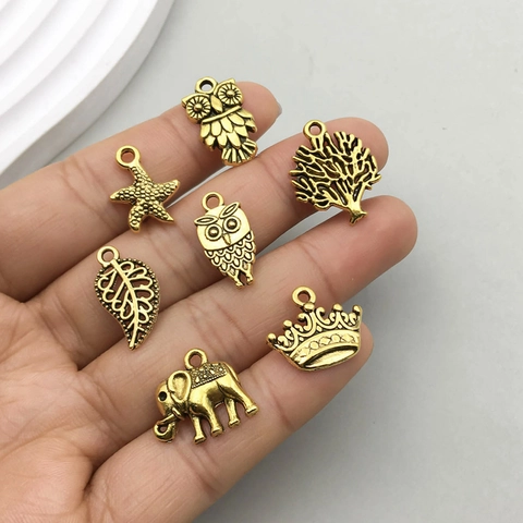 Antique Gold Zinc Alloy Mixed Pendant Charms Vintage DIY Jewelry Making Accessories Leaf Butterfly Crown Animal Tree Of Life Charms
