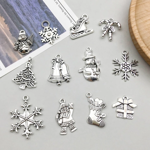 Vintage Antique Silver Christmas Alloy Charms For DIY Jewelry Making Snowflake Santa Claus Reindeer Tree Bell Pendant Accessories