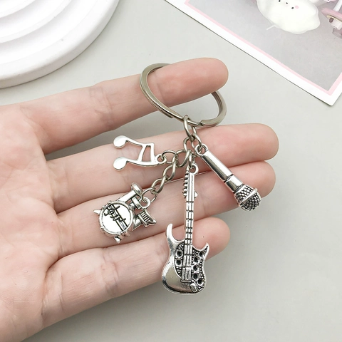 Porte-clés à Thème Musical en Alliage de Zinc Argent Antique Avec Pendentif Guitare Microphone Batterie Note de Musique Cadeau