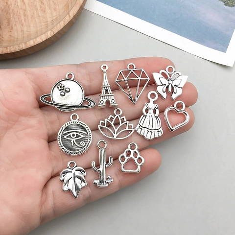 Antique Silver Alloy DIY Charms Pendants For Jewelry Making Mixed Heart Star Wing Eiffel Tower Moon Planet Cactus Sun Butterfly Lotus Hamsa Hand Flower Charms