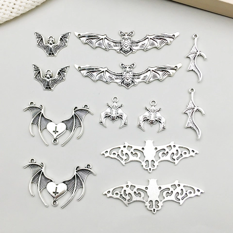 Vintage Zinc Alloy Halloween Bat Pendants Antique Silver Gothic Skeleton Heart Wing Charms For DIY Necklace Bracelet Making