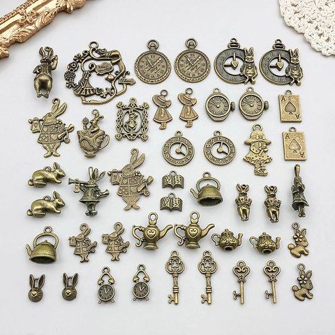 Vintage Antique Bronze Zinc Alloy Alice In Wonderland Theme Pendants Mixed Set Rabbit Teapot Clock Key DIY Jewelry Making Charms