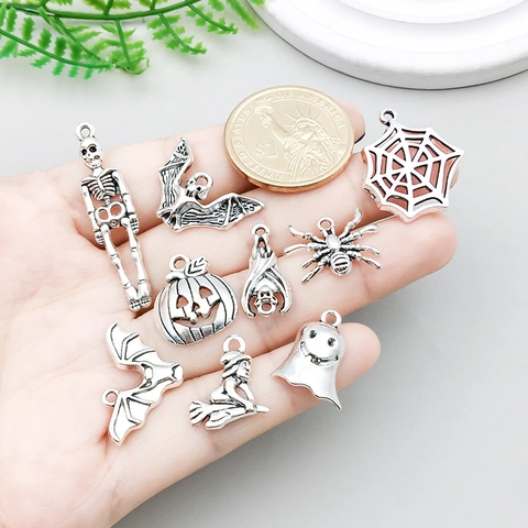 Παλαιωμένο Ασήμι Κράμα Ψευδαργύρου Halloween Μενταγιόν για DIY Κατασκευή Κοσμημάτων Αράχνη Νυχτερίδα Κολοκύθα Κρανίο Ρετρό