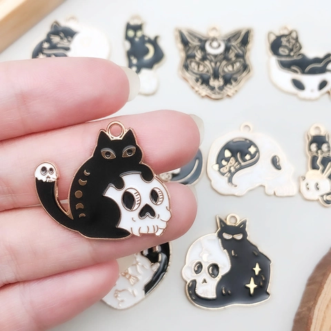 Halloween Cat Skull Drip Oil Zinc Alloy Pendant Charm For DIY Jewelry Making Gothic Black White Cat Enamel Pendant Only Without Chain