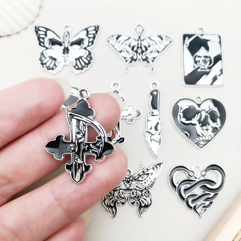 Gothic Halloween Zinc Alloy Enamel Pendants Skull Butterfly Cross Heart Snake Dagger Ace Of Spades DIY Jewelry Charms