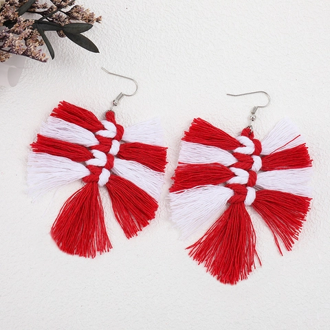 Boucles d'Oreilles Pendantes à Franges en Fil de Coton Tissé à la Main Couleur de Noël Style Feuille de Plume Bohème Bijoux Femme