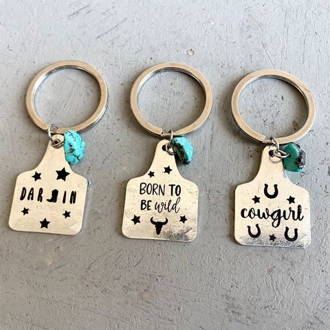Western Cowboy Metal Keychain Cow Tag Pendant Artificial Turquoise Star Horseshoe Bull Head Letter Engraved Key Ring For Women Men