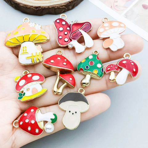 Colgantes de Champiñones de Aleación de Zinc de Colores Mezclados Amuletos de Esmalte Para Collar Pulsera DIY Accesorios de Joyería Hechos a Mano