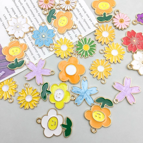 Alloy Enamel Flower Charms Mixed Styles Daisy Cherry Blossom Smiley Face Pendants For DIY Handcraft Jewelry Making Crafts Accessories