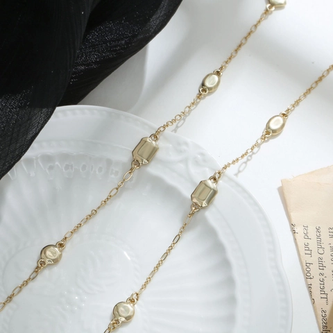 Moda Collar Multicapa de Aleación de Perlas Artificiales y Diamantes de Imitación Colgante de Letra Geométrica Joyería para Mujer Fiesta