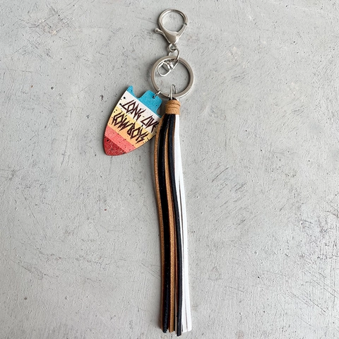 American Vintage Wood Keychain With Tassel Cowboy Style USA Flag Printed Arrowhead Pendant Bag Charm Fashion Keychain Jewelry