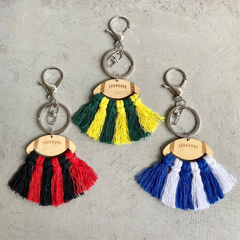 Portachiavi Boho Macramè Rugby Football Americano con Disco in Legno Nappa Fatta a Mano Ciondolo Borsa Accessorio Gioielli