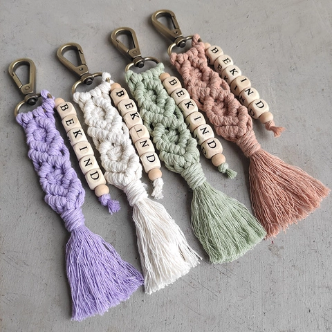 Handgefertigter Makramee Schlüsselanhänger Boho Gewebtes Baumwollseil Quaste Schlüsselring Mit Be Kind Holzperlen Böhmischer Taschenanhänger