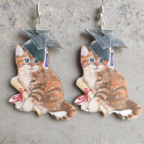 Simpatici Orecchini a Pendente in Legno con Gatto e Cane che Leggono Bradipo Tazza di Caffè Stampati in Legno Regalo di Laurea per Insegnanti Studenti