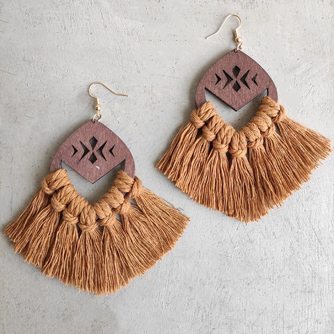Bohemian Wood Geometric Hollow Tassel Dangle Earrings For Women Handmade Ethnic Woven Cotton Fringe Drop Earrings Jewelry