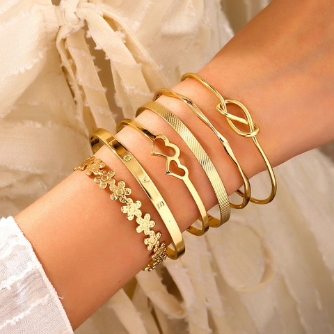 Westerse Legering Hart Knoop Bloem Armband Set Geometrisch Metaal Stapelbaar LOVE Open Armring Voor Dames Sieraden
