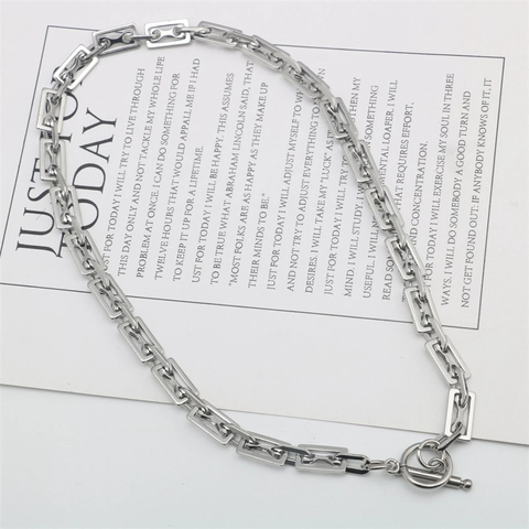 Minimalista Collana a Catena a Maglie Rettangolari Geometriche in Acciaio al Titanio per Uomo Donna Unisex Stile Industriale Gioielli