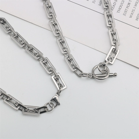 Minimalista Collana a Catena a Maglie Rettangolari Geometriche in Acciaio al Titanio per Uomo Donna Unisex Stile Industriale Gioielli