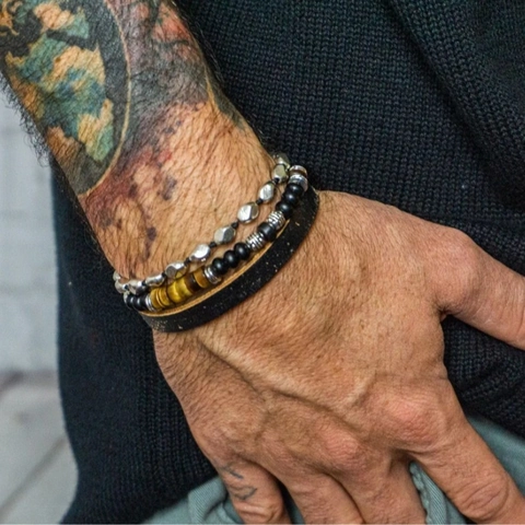 Bracciale Multistrato Uomo Hip Hop Vintage Lega Agata Nera Occhio di Tigre Perline Pelle Bracciale Avvolgente Regolabile Gioielli Moda