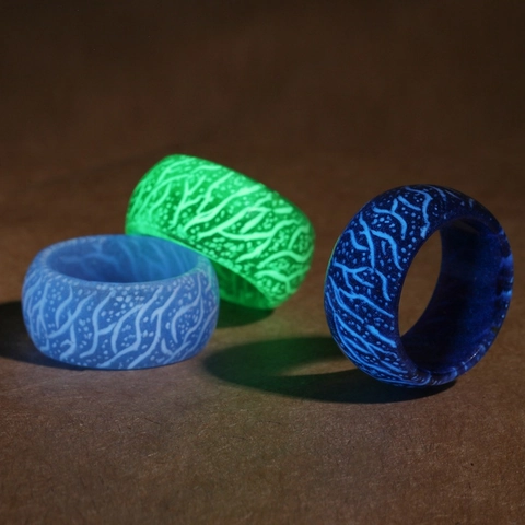 Mode Leuchtende Harz Ring Mit Holzmaserung Riss Muster Fluoreszierende Glühen Im Dunkeln Fingerring Für Damen Herren