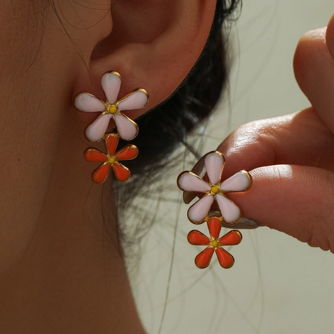 Süßer Prinzessinnen-Stil Edelstahl Emaille Herz Seestern Blume Ohrstecker Vergoldeter Modeschmuck Für Damen