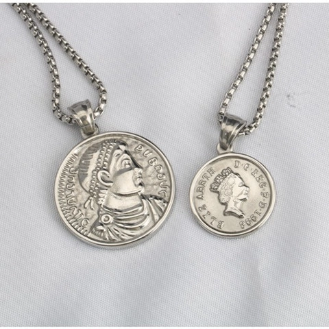 Collana con Pendente a Moneta in Acciaio Inossidabile Vintage Unisex Ritratto a Rilievo Regina Re Medaglione Gioielli