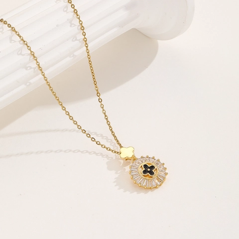 Vintage Edelstahl Zirkonia Kleeblatt Anhänger Halskette Für Damen Vergoldete Emaille Blume Choker Kette Mode Schmuck