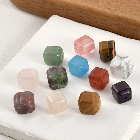 Pietra Naturale Cristallo Cubo Distanziatori Perline Fai da Te Creazione Gioielli Bracciale Collana Quadrato Lucido Perline Sciolte