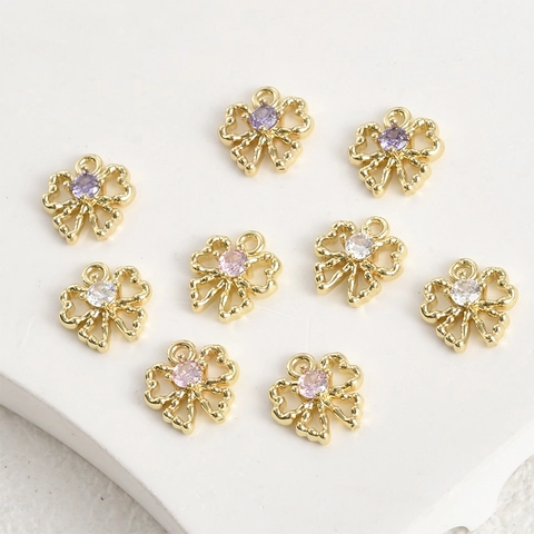 Pendentif Nœud en Cuivre Plaqué Or 14K avec Zirconia Coloré Breloques Nœud Creux pour Création de Bijoux DIY Bracelets