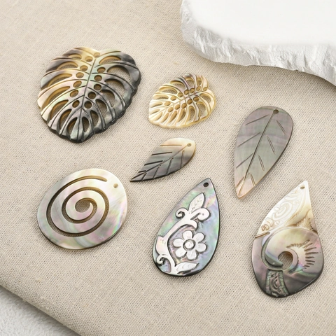 Natural Shell Pendants Monstera Tree Leaf Teardrop Shaped Carved Mother Of Artificial Pearl Charms For DIY Necklace Earrings Jewelry Making