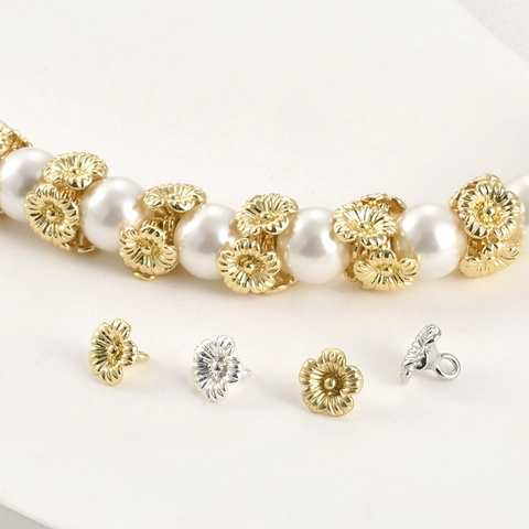Ciondoli a Fiore in Rame Placcato Oro 14K Accessori per Creazione Gioielli Fai da Te per Collana Bracciale Orecchini Perline