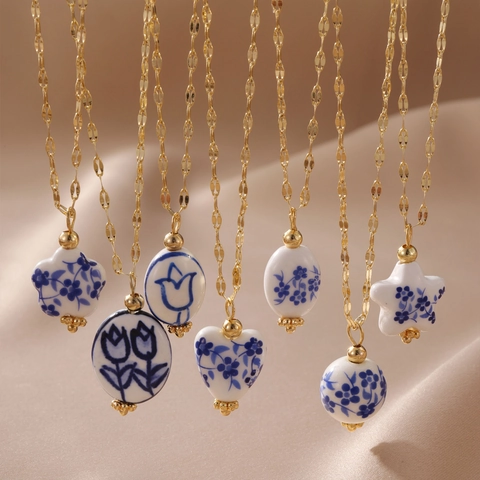 New Chinese Style 18K Gold Plated Stainless Steel Blue And White Porcelain Pendant Necklace Floral Jewelry For Women