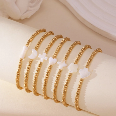 Minimalist Copper 18K Gold Plated Beaded Bracelet With Artificial Pearl Heart Moon Star Charm Fashion Jewelry For Women