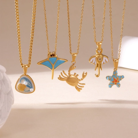 Collier Pendentif Créature Marine en Acier Inoxydable Plaqué Or Étoile de Mer Crabe Mante Éléphant Bijoux pour Femmes