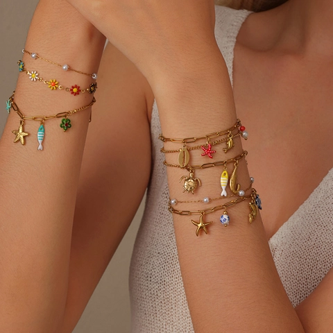 18K Gold Plated Stainless Steel Marine Charm Bracelet For Women Summer Ocean Seahorse Starfish Enamel Flower Layered Jewelry