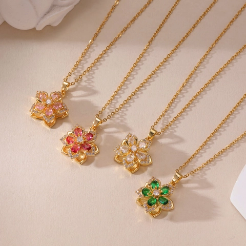 Elegant Copper Zirconia Flower Pendant Necklace For Women Rotating Floral Neckchain Light Luxury Fashion Jewelry Gift