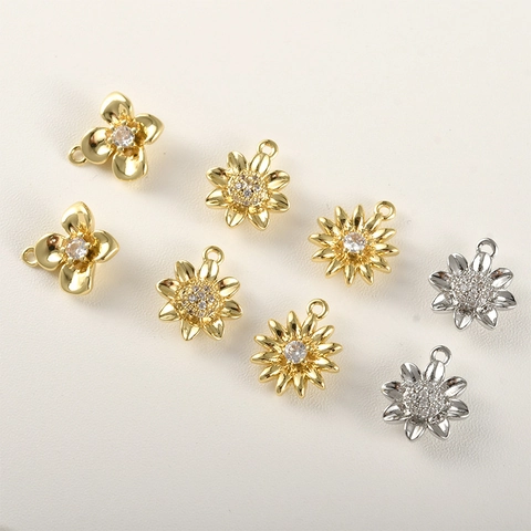 14K Gold Plated Copper Flower Pendant With Zirconia Inlay Daisy Sunflower Four-Petal Flower DIY Jewelry Making Accessory