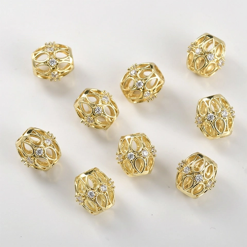 Kupfer Galvanisiert 14k Gold Hohlfassperlen Blumen Design Zirkonia Eingelegt Zwischenperlen DIY Schmuckherstellung Zubehör