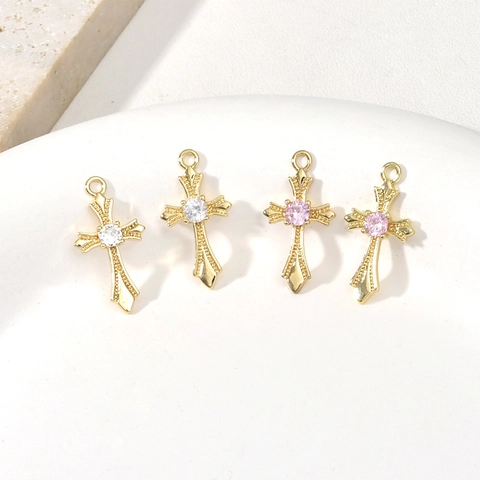 Vintage Copper Cross Pendant With Sparkling Zirconia Gold Silver Plated Jewelry Making Accessory For DIY Necklace Bracelet