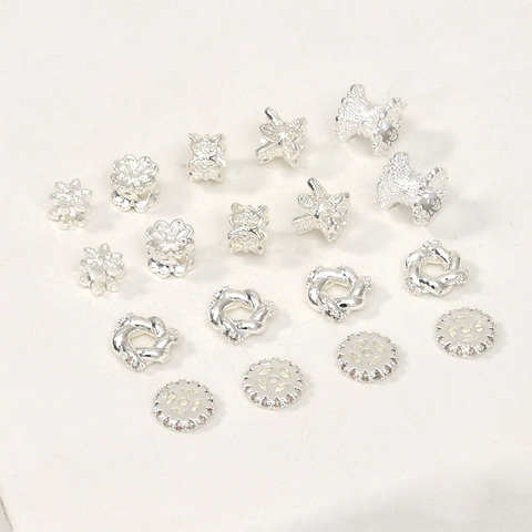 Perline Distanziatrici a Fiore in Rame Placcato Argento Con Zirconia per Fai da Te Bracciale Collana Accessori Gioielli