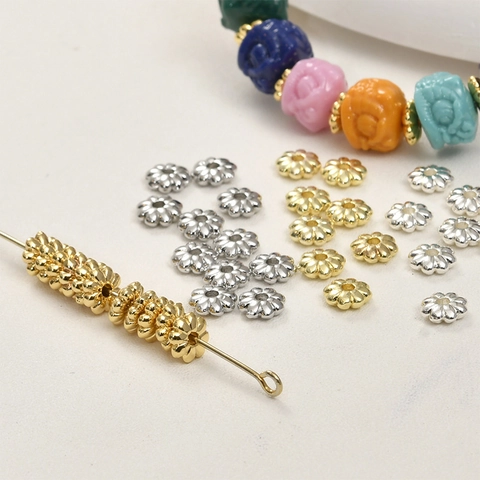Perline Distanziatrici Girasole in Rame Placcato Oro 14k Perline Allentate a Fiore per Creazione Gioielli Fai da Te Bracciale