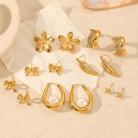 Stainless Steel Geometric Stud Earrings For Women Gold Plated Heart Hollow Grid Bowknot Feather Rhinestone Artificial Pearl Jewelry