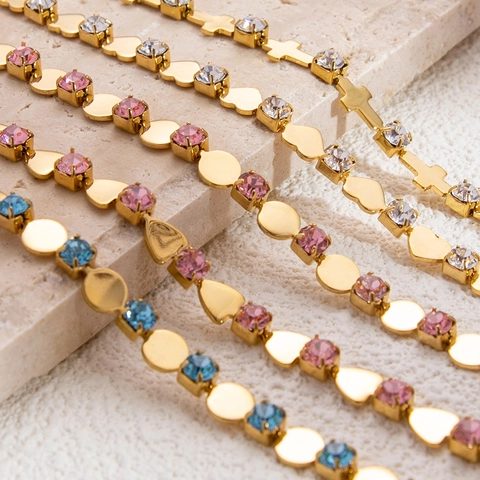 Bracciale in Acciaio Inossidabile Zirconia Placcato Oro 18K per Donna Cuore Croce Impermeabile Regolabile Gioielli di Moda