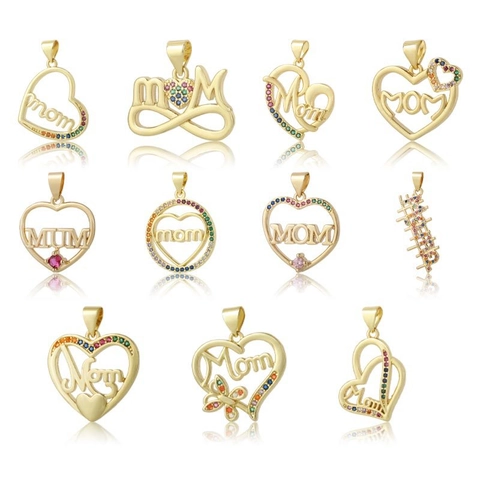 Collana con Pendente MAMA MOM a Cuore in Rame Placcato Oro per la Festa della Mamma con Zirconia Colorata e Madreperla
